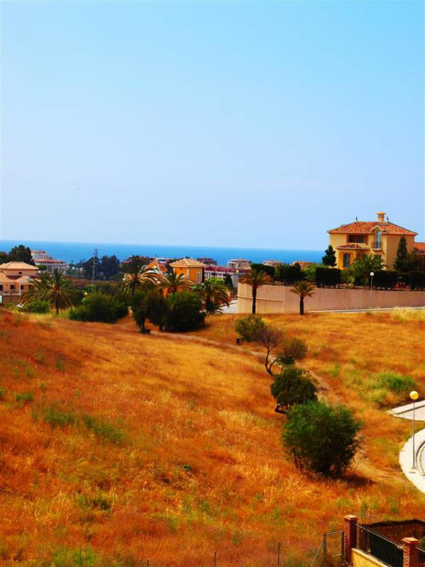 Semi-Detached House Torre del Mar Málaga - image 3