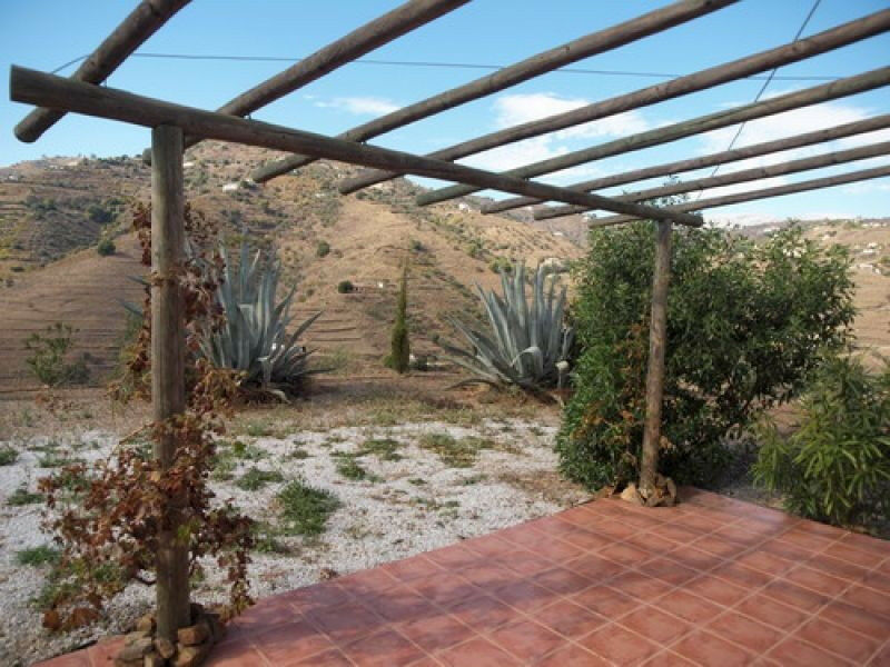 Detached Villa Cómpeta Málaga - image 3