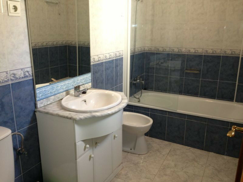 Middle Floor Apartment Nerja Málaga - image 3