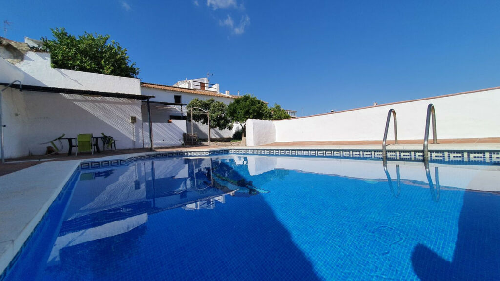Townhouse Ardales Málaga - image 3