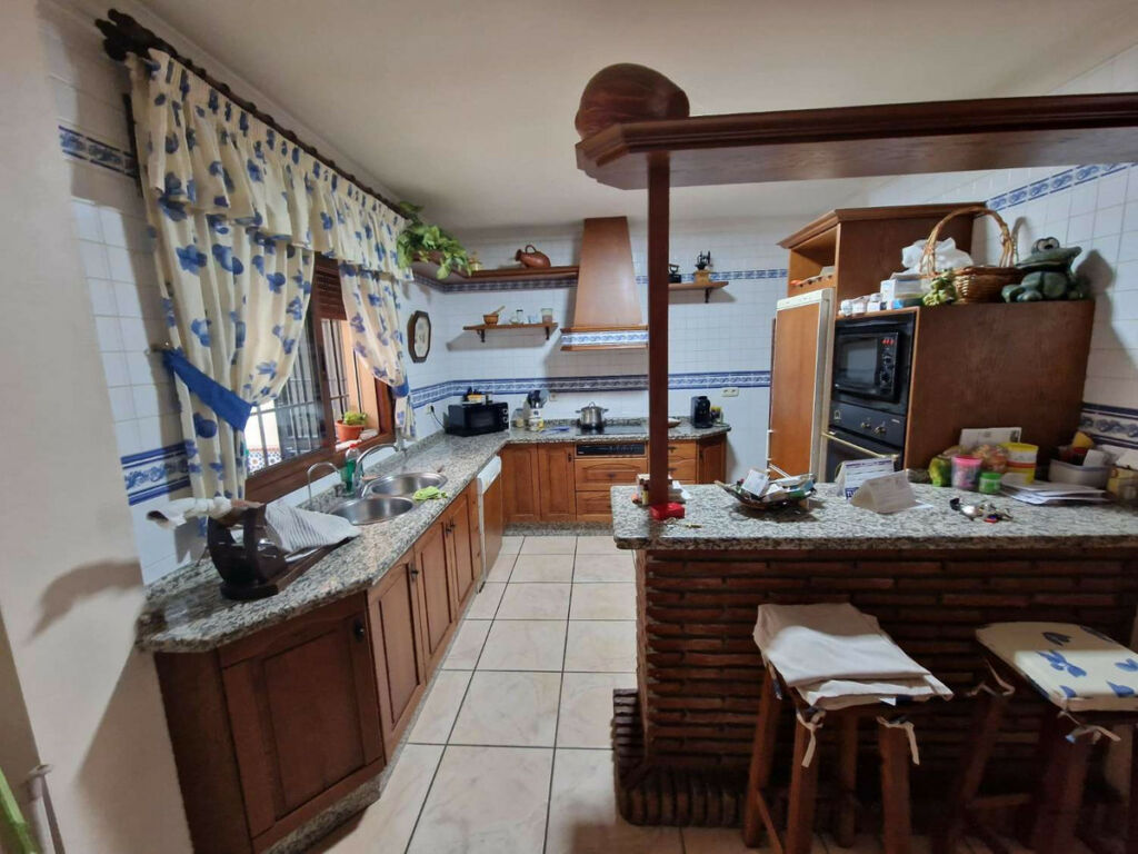 Detached Villa Alhaurín de la Torre Málaga - image 3