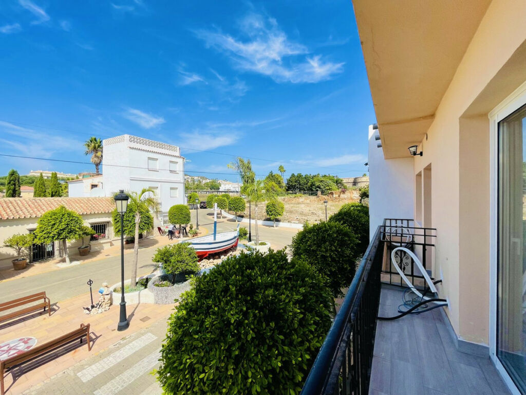 Semi-Detached House La Duquesa Málaga - image 30