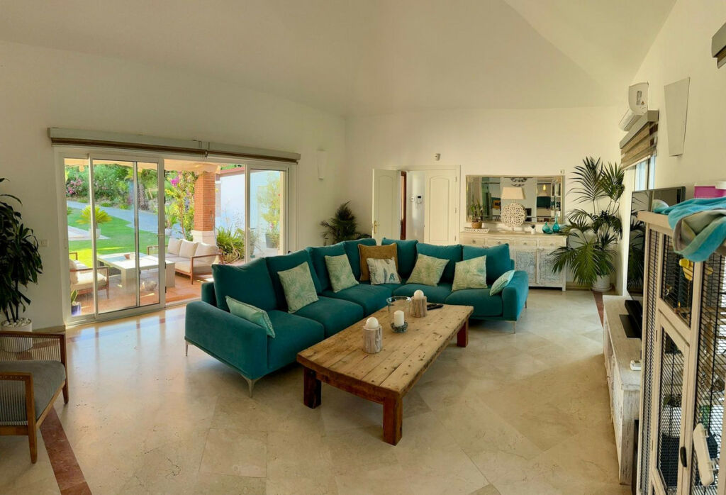 Detached Villa Sotogrande Costa Cádiz - image 30
