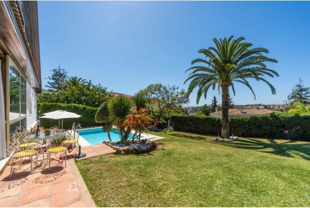 Detached Villa Marbella Málaga - image 30