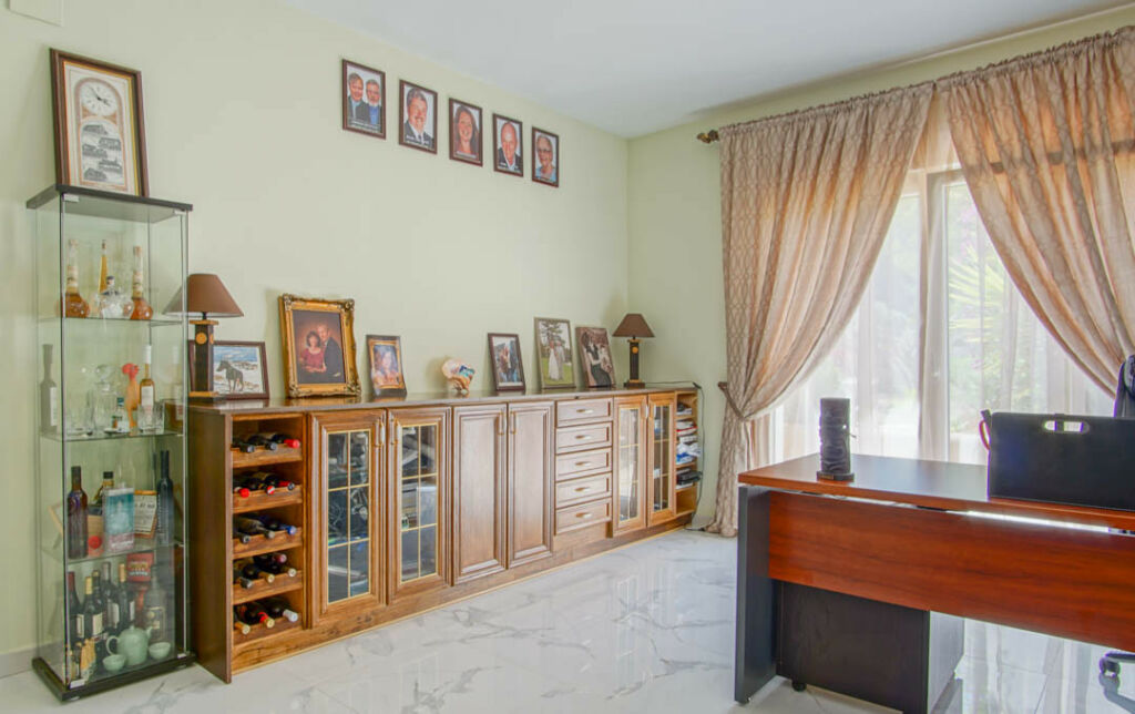Detached Villa La Nucia Alicante - image 31