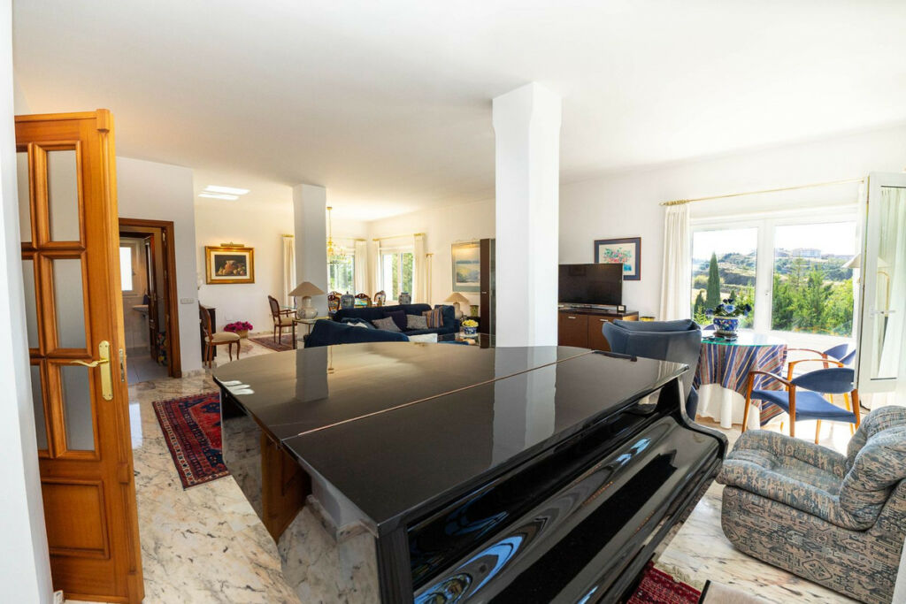 Detached Villa Mijas Málaga - image 31