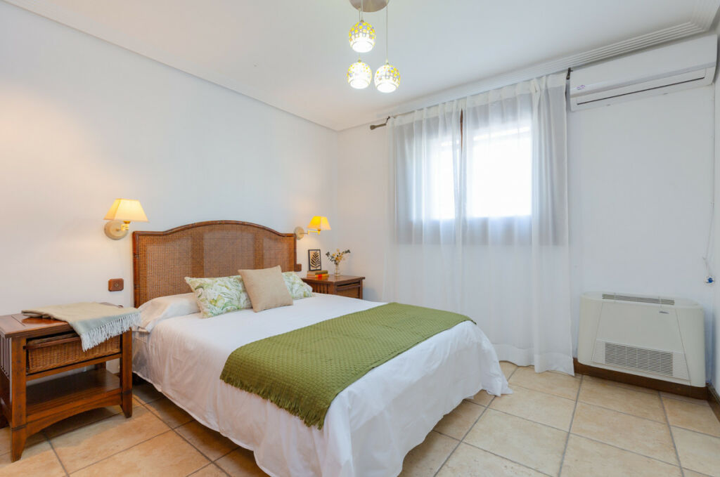 Detached Villa Catral Alicante - image 31