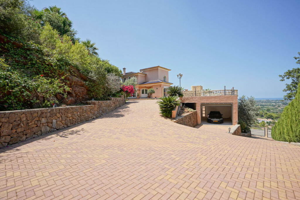 Detached Villa Pedreguer Alicante - image 39