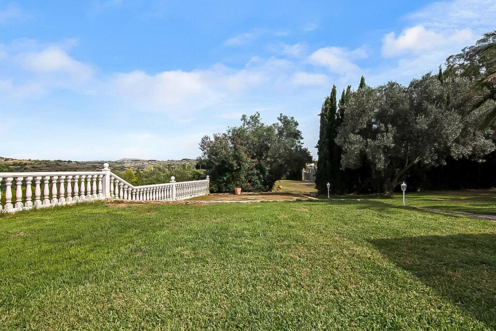 Detached Villa Benissa Alicante - image 32