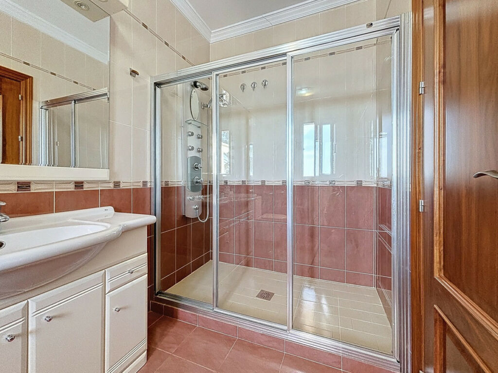 Detached Villa Periana Málaga - image 32