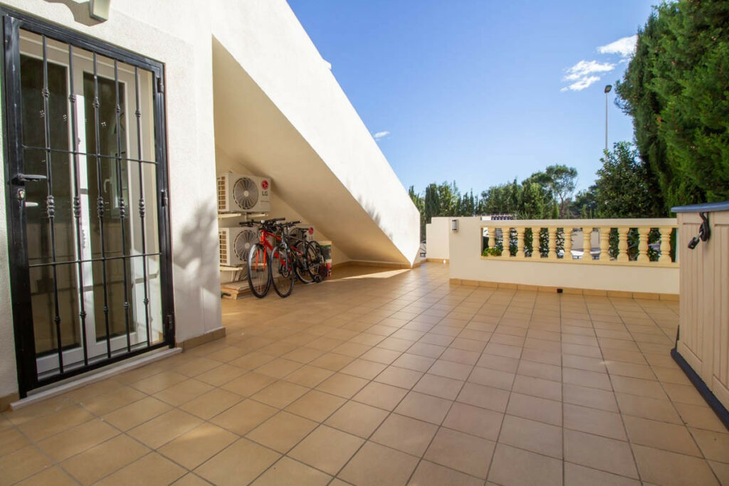 Detached Villa Las Ramblas Golf Alicante - image 32