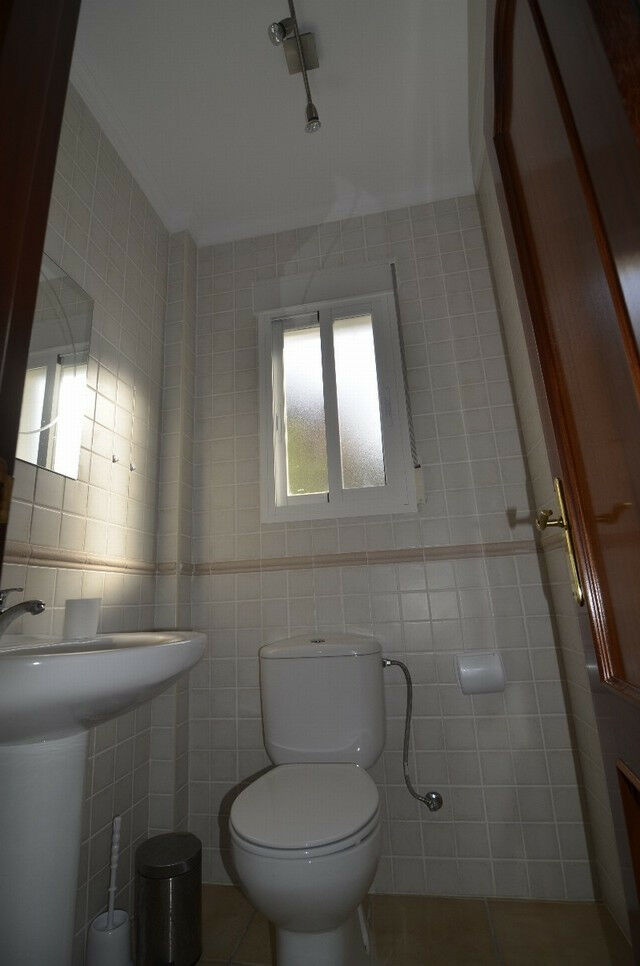 Detached Villa Viñuela Málaga - image 30