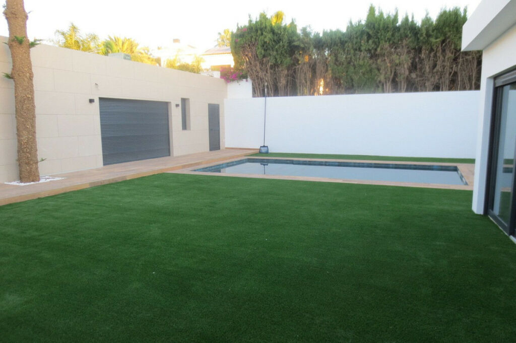 Detached Villa El Coto Málaga - image 33