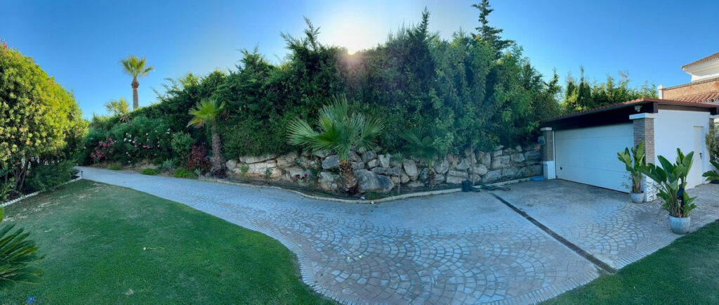 Detached Villa Sotogrande Costa Cádiz - image 33