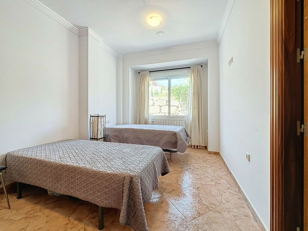 Detached Villa Periana Málaga - image 34