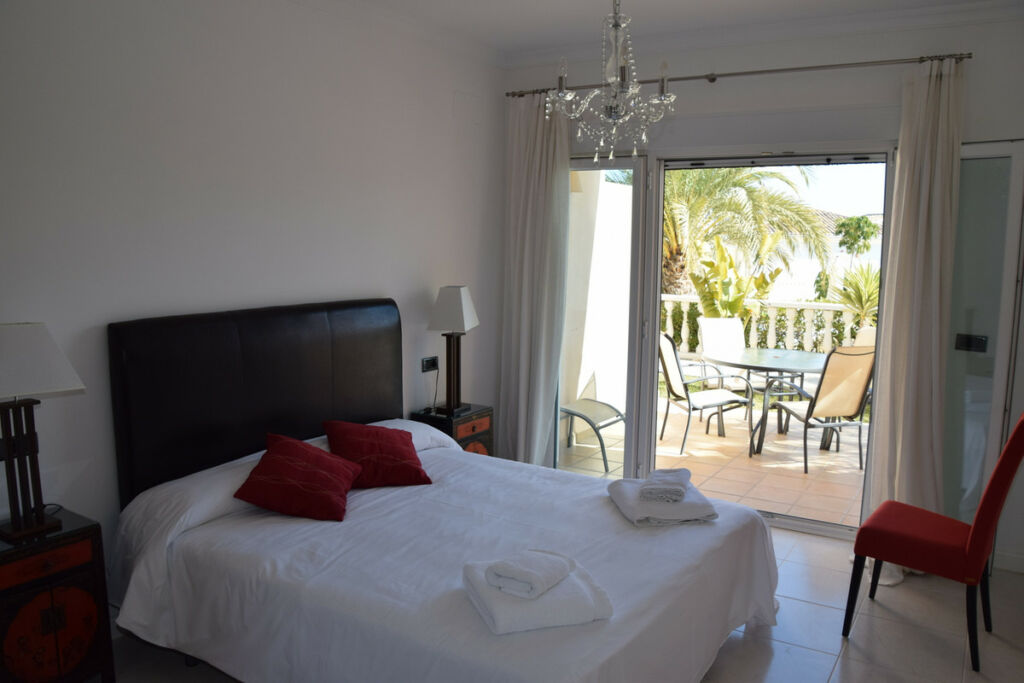 Ground Floor Apartment La Fustera Alicante - image 34