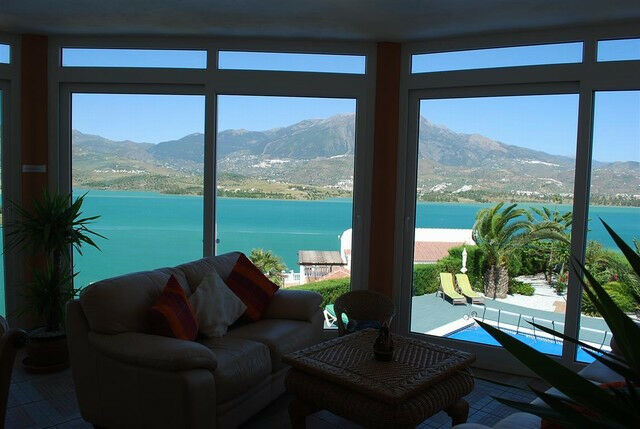 Detached Villa Viñuela Málaga - image 34