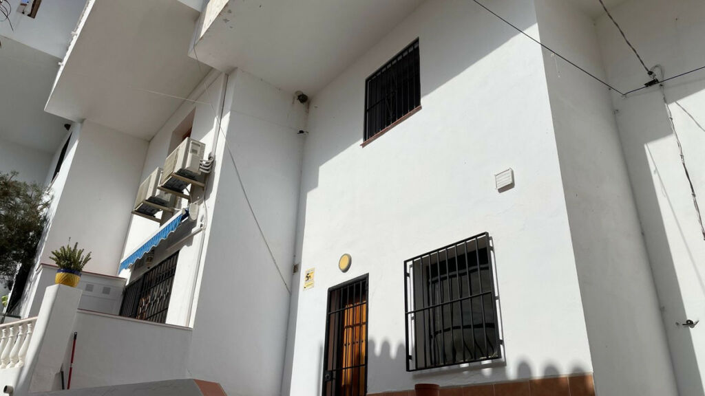 Townhouse Nerja Málaga - image 34