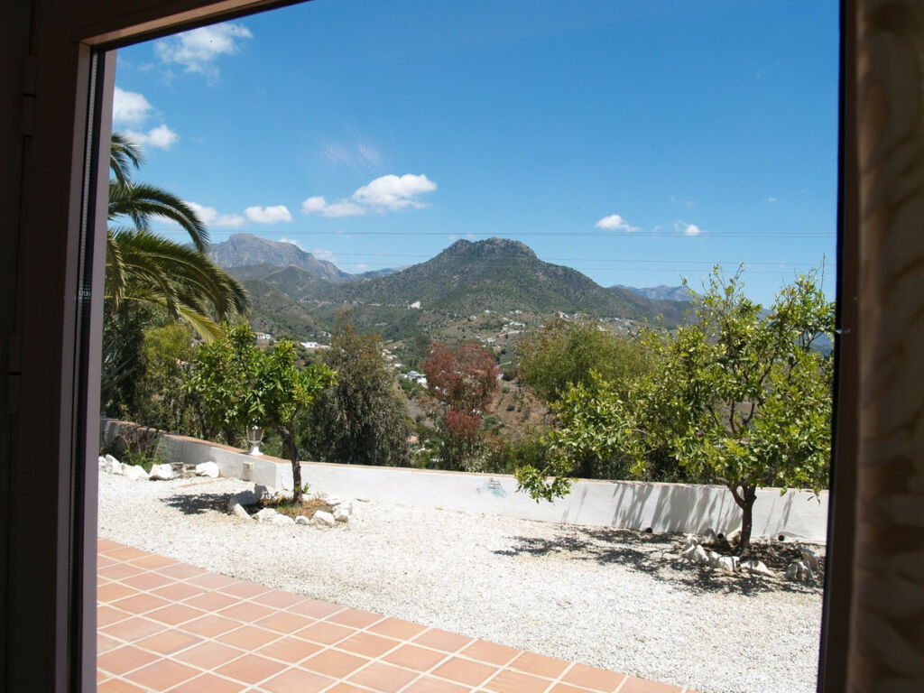 Detached Villa Torrox Málaga - image 17