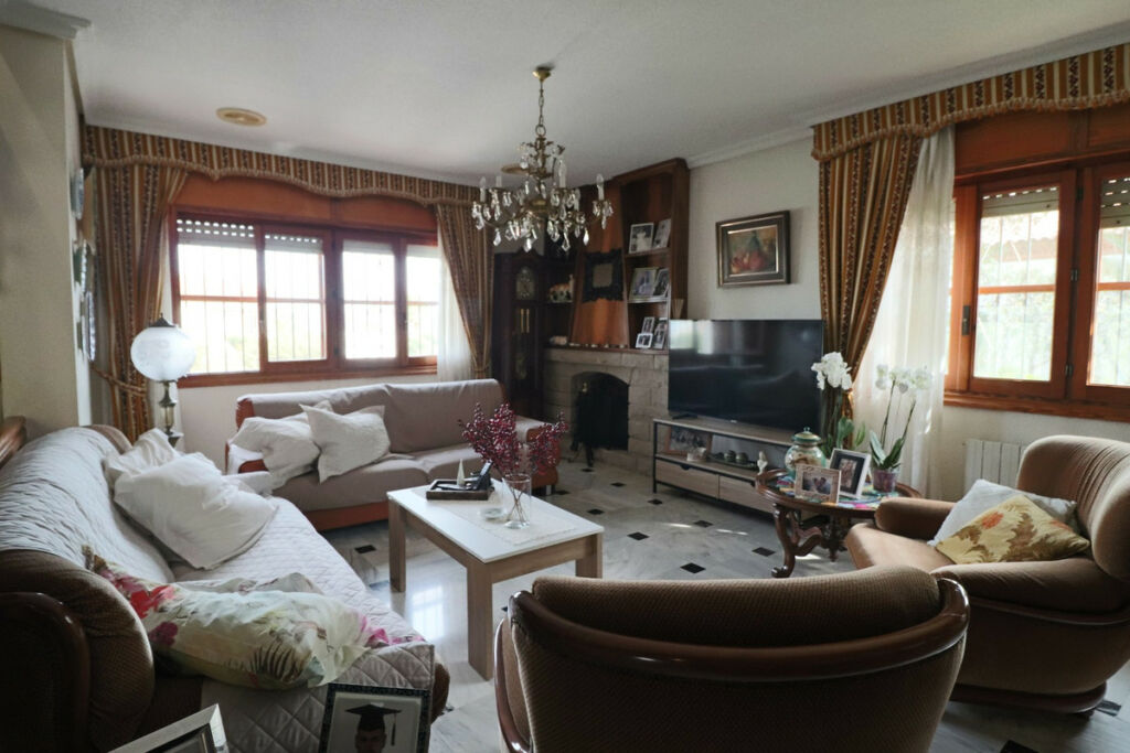 Detached Villa La Nucia Alicante - image 36