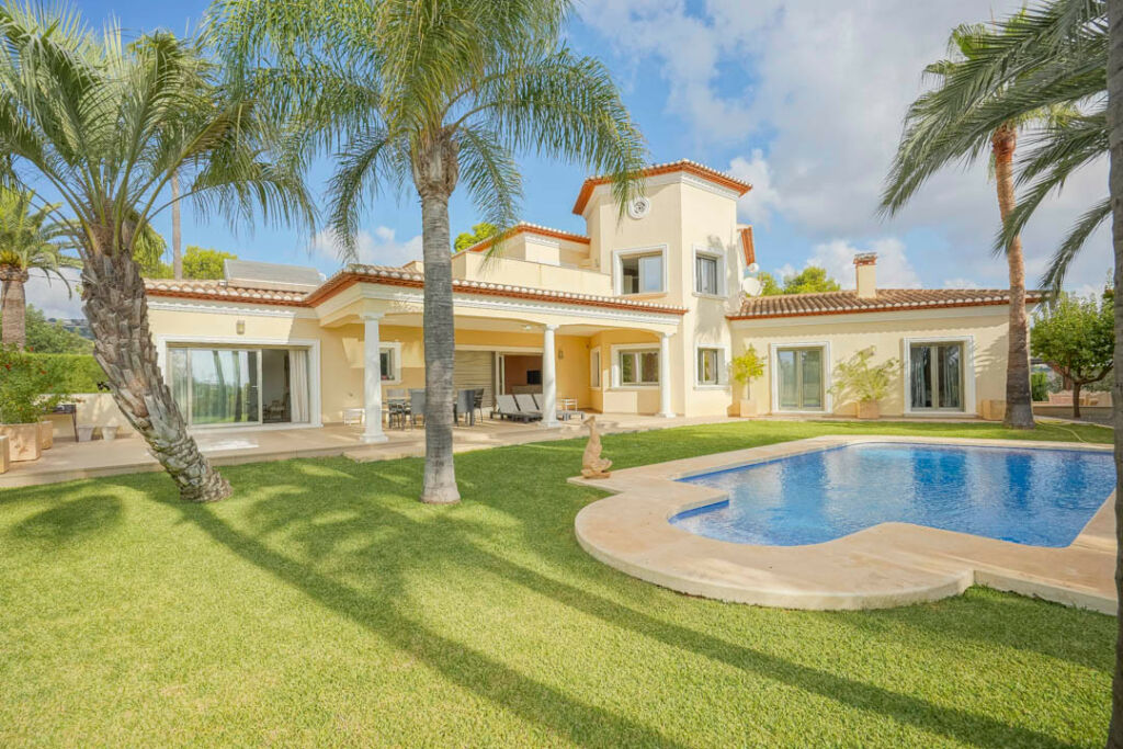 Detached Villa Benissa Alicante - image 36