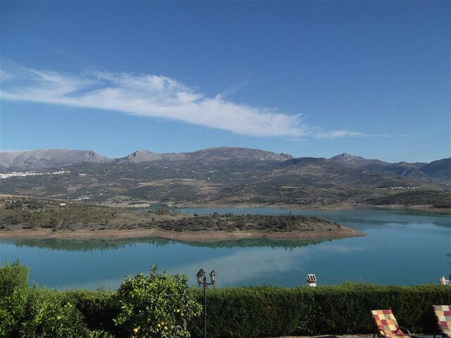 Detached Villa Viñuela Málaga - image 36
