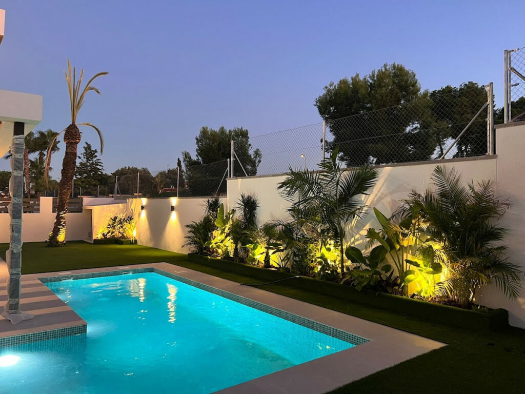 Detached Villa Lomas de Cabo Roig Alicante - image 35