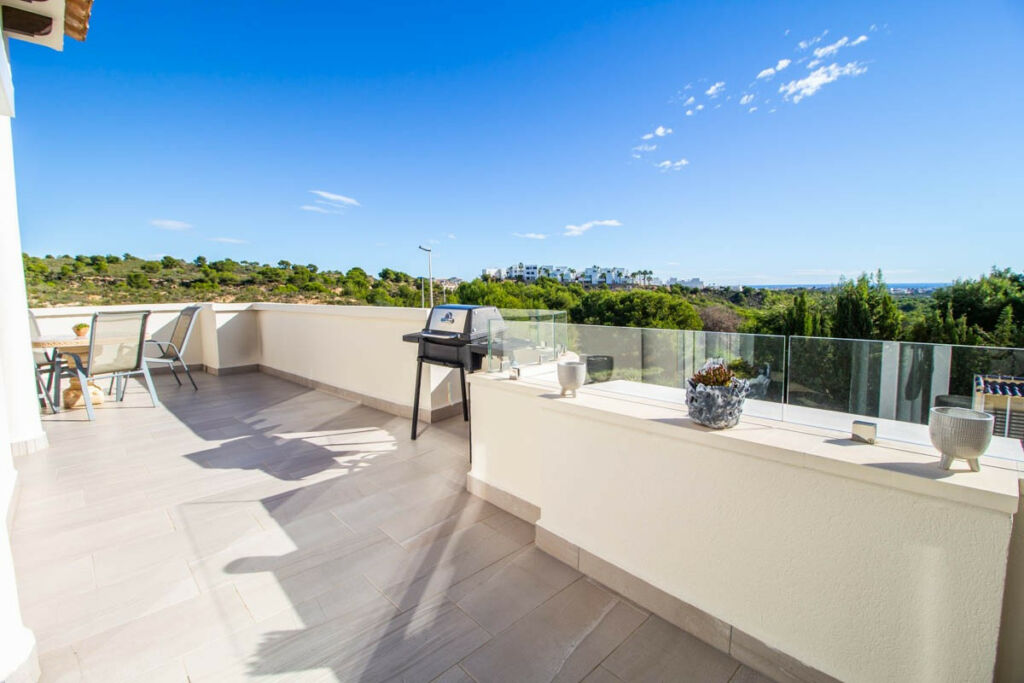 Detached Villa Las Ramblas Golf Alicante - image 37