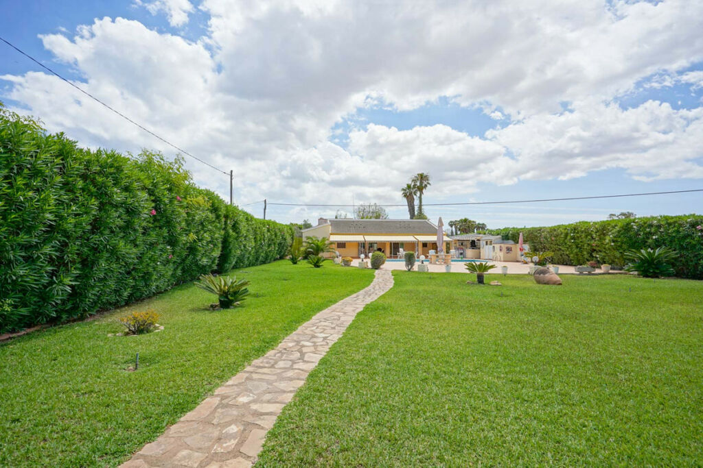 Detached Villa Els Poblets Alicante - image 38