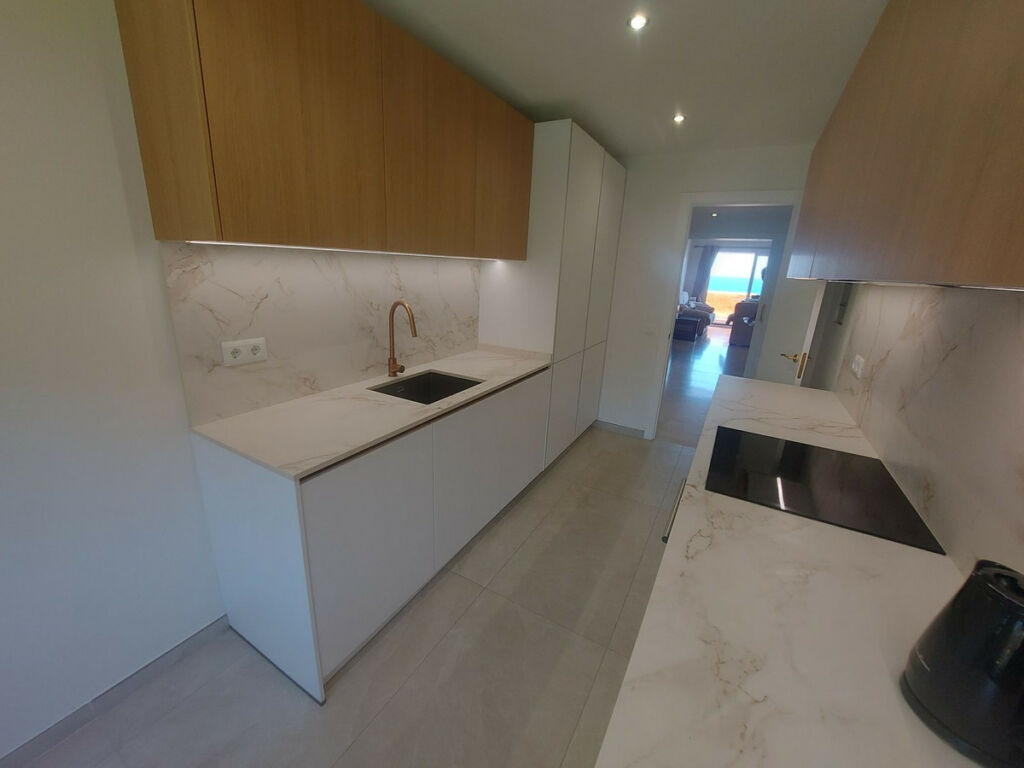 Middle Floor Apartment La Duquesa Málaga - image 39