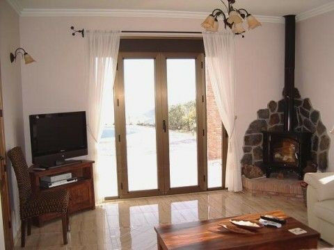 Detached Villa Cómpeta Málaga - image 4