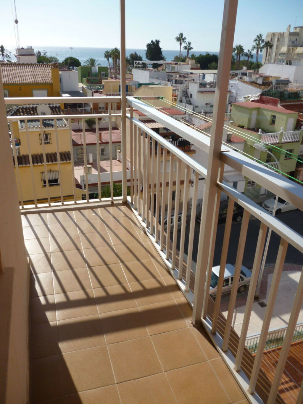 Middle Floor Apartment Torre del Mar Málaga - image 4