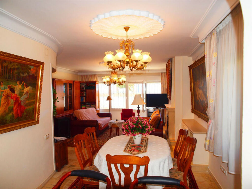 Detached Villa Torrox Málaga - image 4