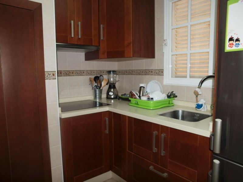 Top Floor Apartment Mezquitilla Málaga - image 4