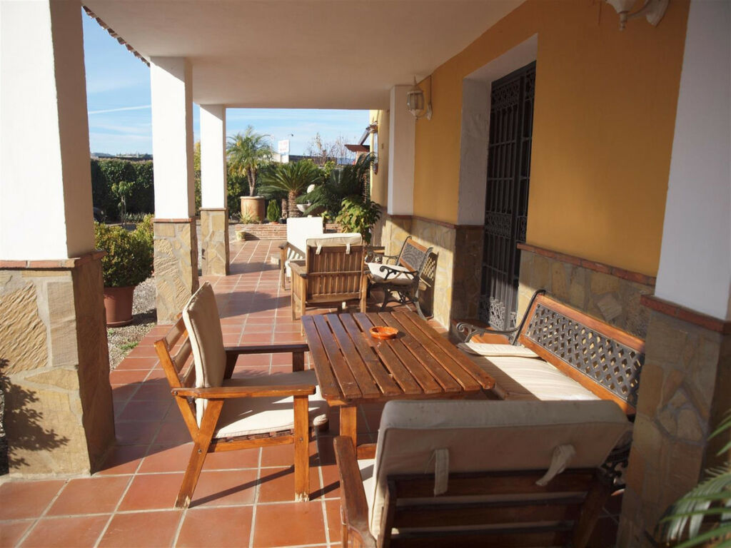 Detached Villa Vélez-Málaga Málaga - image 4
