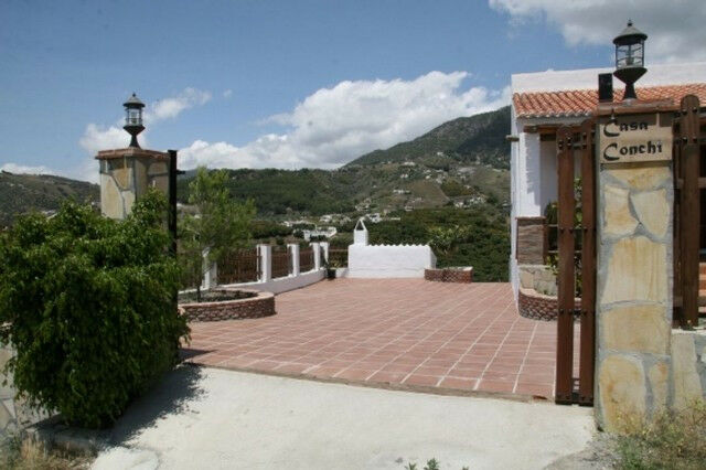 Detached Villa Frigiliana Málaga - image 4