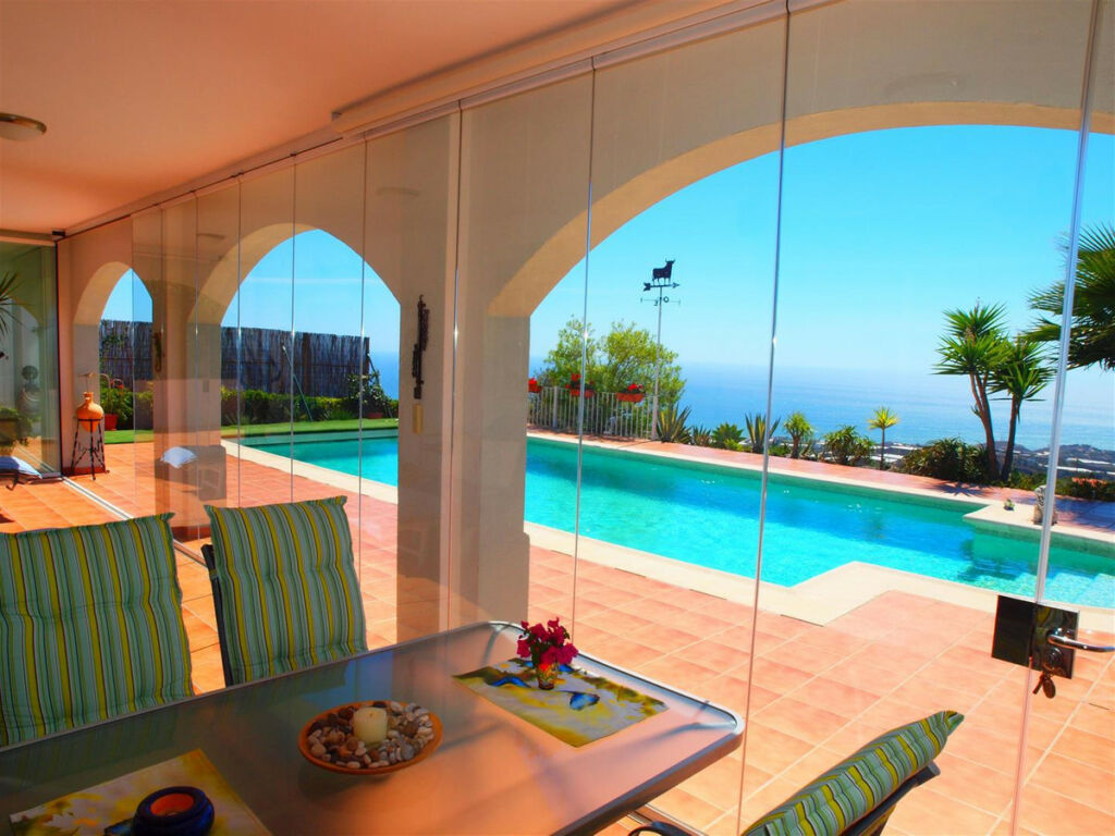 Detached Villa Algarrobo Málaga - image 4