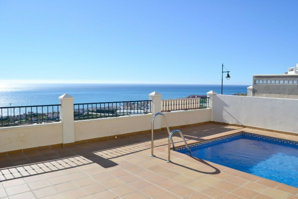 Detached Villa Torrox Málaga - image 4