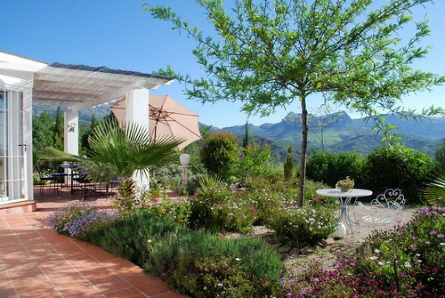 Detached Villa Colmenar Málaga - image 4