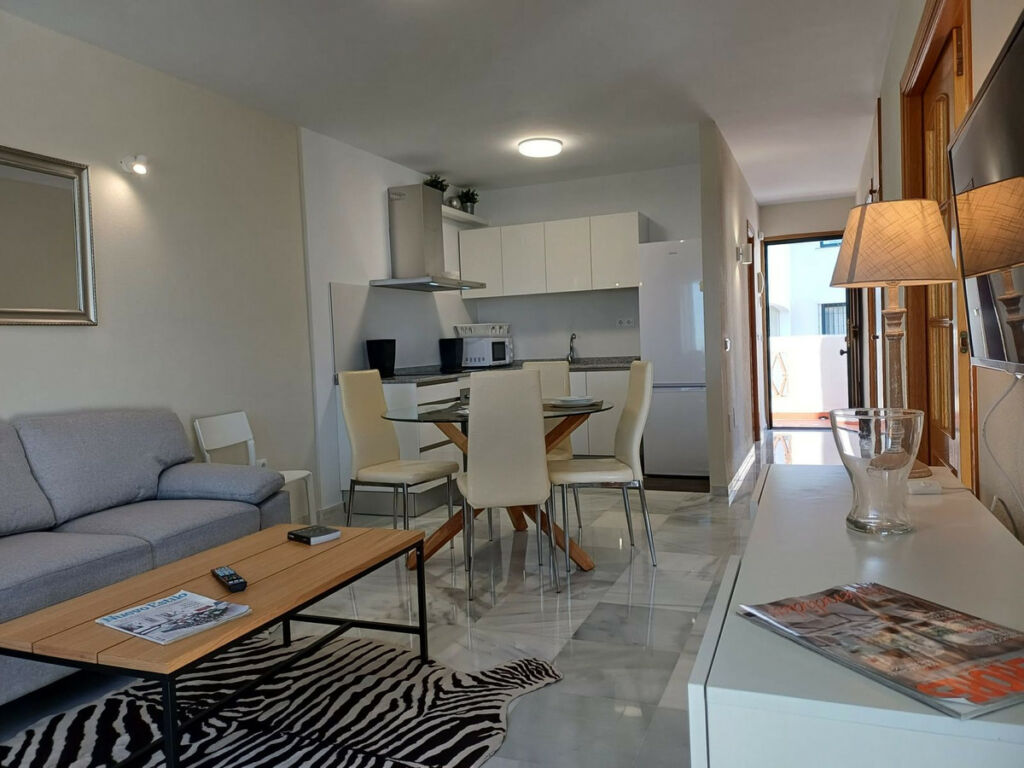 Top Floor Apartment Benalmadena Costa Málaga - image 4