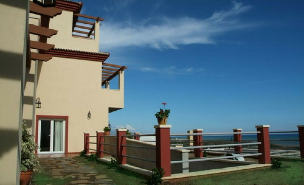 Semi-Detached House Almayate Málaga - image 4