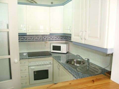 Middle Floor Apartment Torrox Málaga - image 4