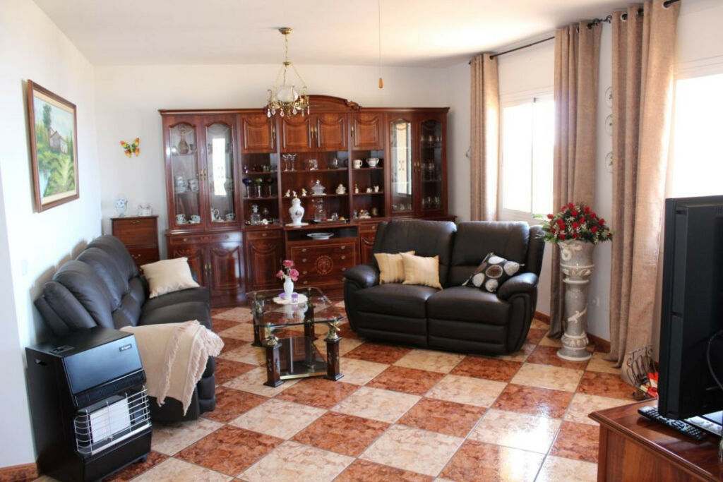 Detached Villa Algarrobo Málaga - image 4