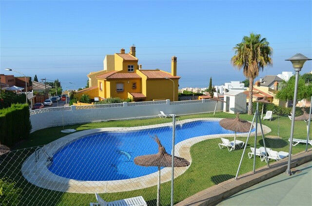 Townhouse La Cala del Moral Málaga - image 4