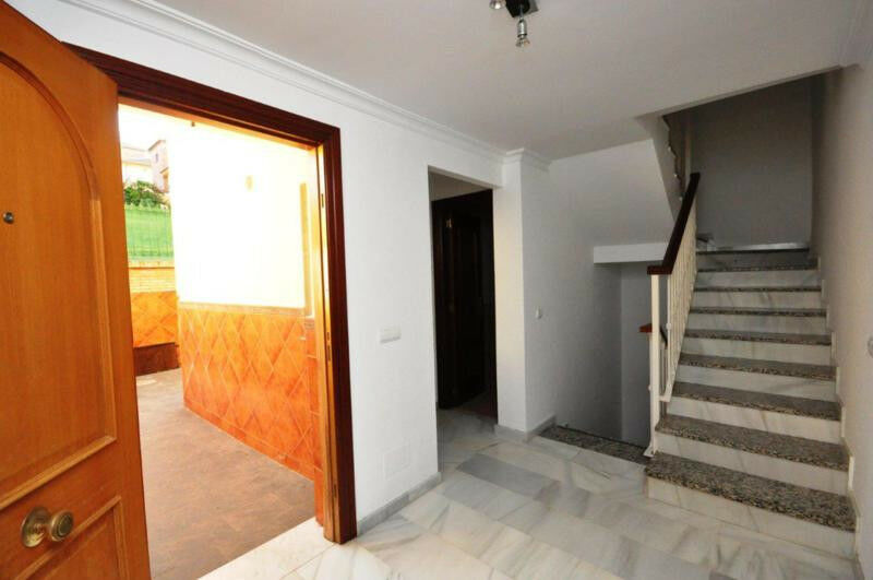 Townhouse Torre del Mar Málaga - image 4