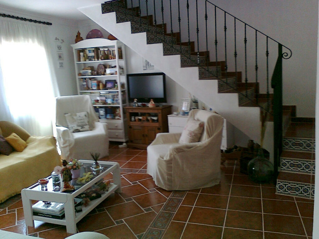 Townhouse Benamargosa Málaga - image 4