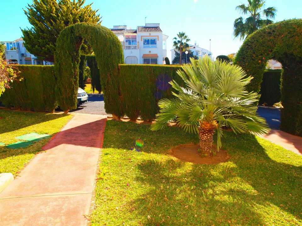 Middle Floor Apartment Torrox Málaga - image 4