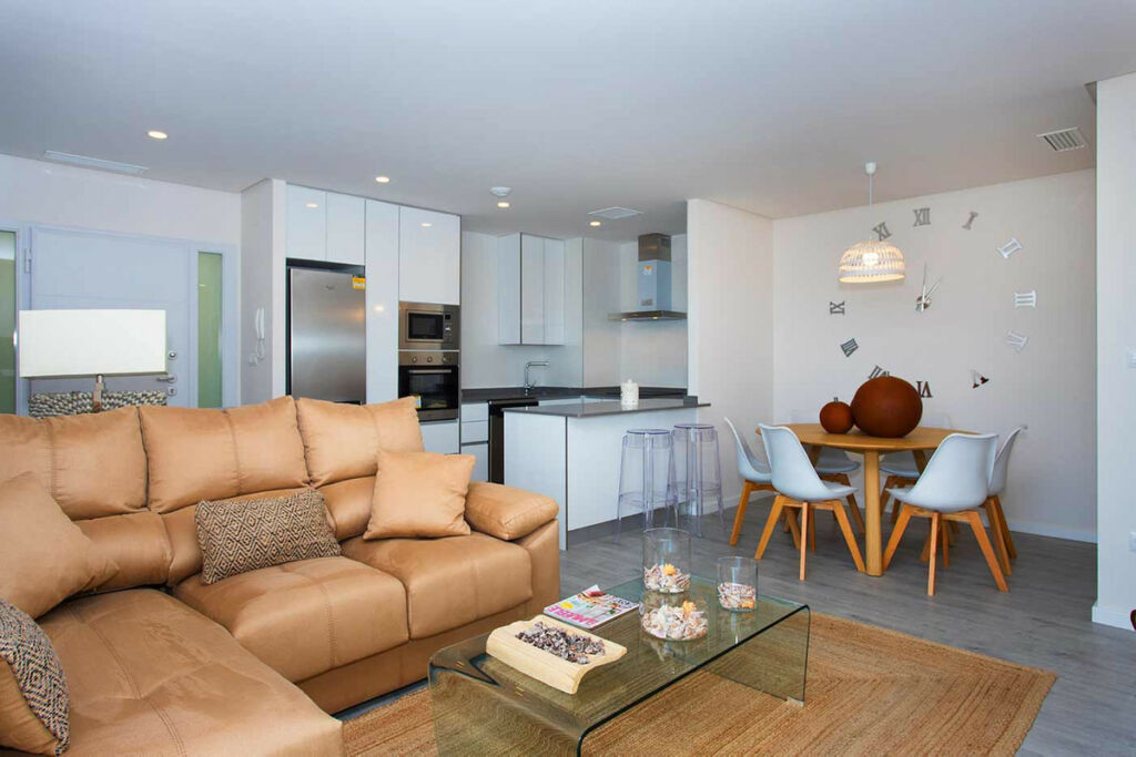 Middle Floor Apartment Villamartin Alicante - image 4