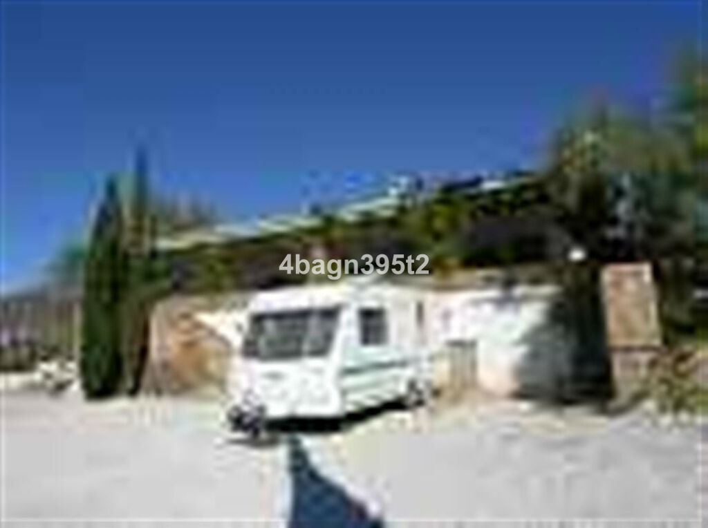 Detached Villa Sedella Málaga - image 4