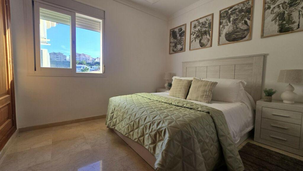 Penthouse La Cala Hills Málaga - image 6